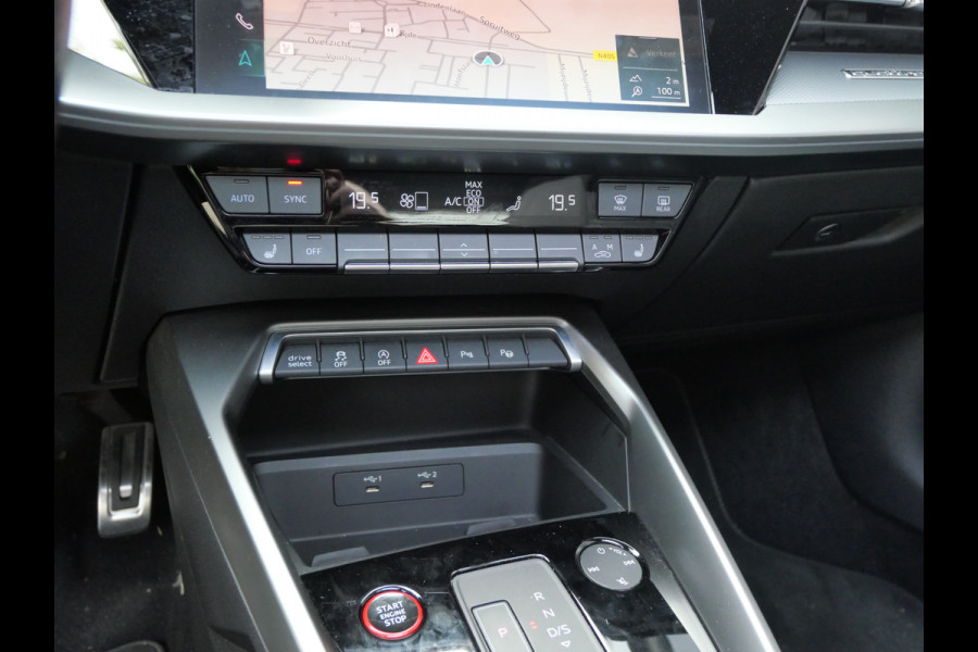 Audi S3 Sportback 2.0 TFSI QUATTRO EDITION 1 | PANORAMA | VIRTUAL | H.U.D. | A.C.C. | KEYLESS | DEALER O-H!!