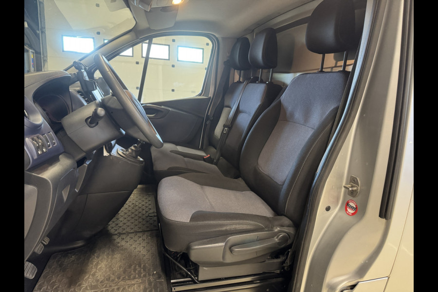 Opel Vivaro 1.6 CDTI L1H1 Edition 3-pers | Navi | Trekhaak | PDC achter | Cruise | Airco
