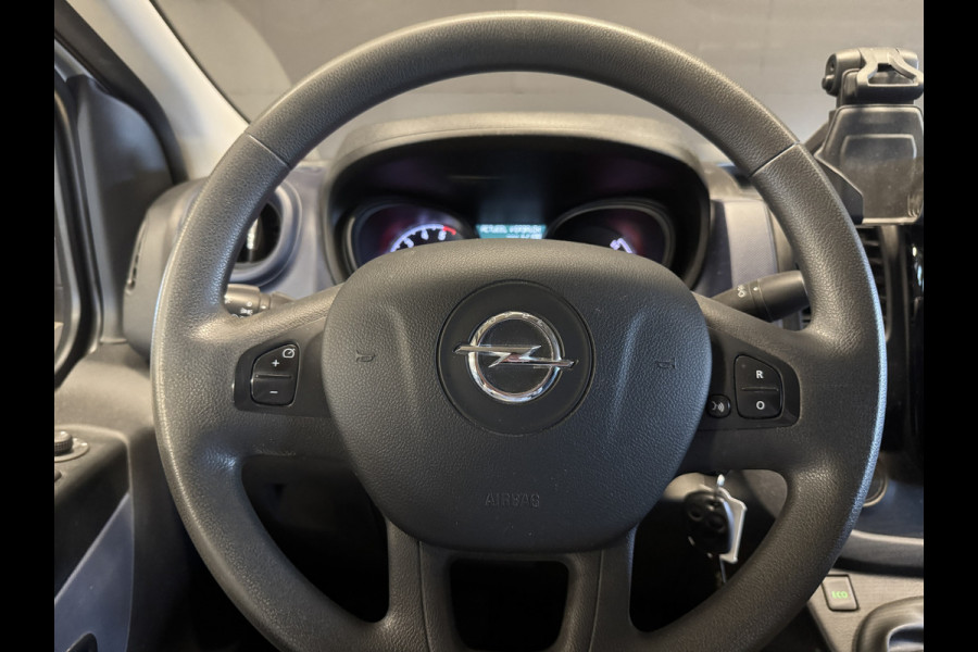 Opel Vivaro 1.6 CDTI L1H1 Edition 3-pers | Navi | Trekhaak | PDC achter | Cruise | Airco
