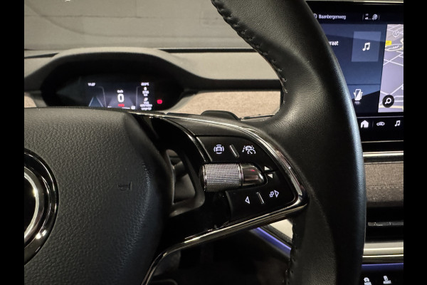 Škoda ENYAQ iV 60 First Edition | SOH 93% | Camera | Elektr. stoel + geheugen | Adaptive cruise | Carplay | Stoelverwarming