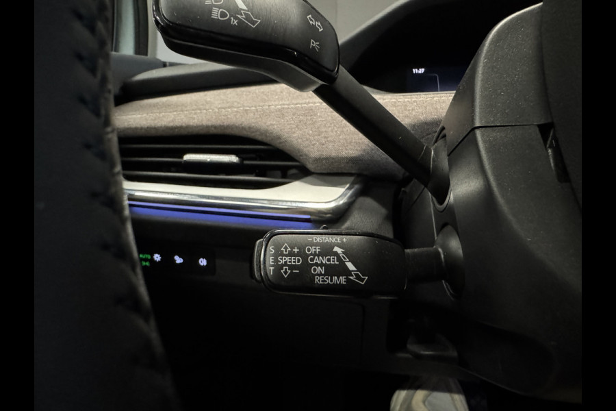 Škoda ENYAQ iV 60 First Edition | SOH 93% | Camera | Elektr. stoel + geheugen | Adaptive cruise | Carplay | Stoelverwarming