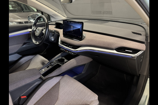 Škoda ENYAQ iV 60 First Edition | SOH 93% | Camera | Elektr. stoel + geheugen | Adaptive cruise | Carplay | Stoelverwarming