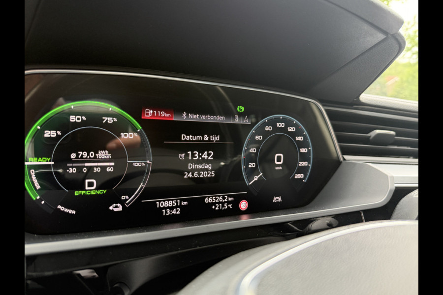 Audi e-tron e-tron 50 quattro Launch edition plus 71 kWh | Panoramadak | Apple Carplay