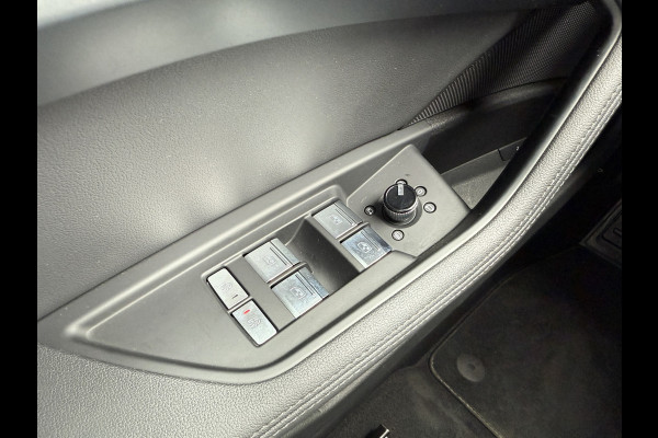 Audi e-tron e-tron 50 quattro Launch edition plus 71 kWh | Panoramadak | Apple Carplay