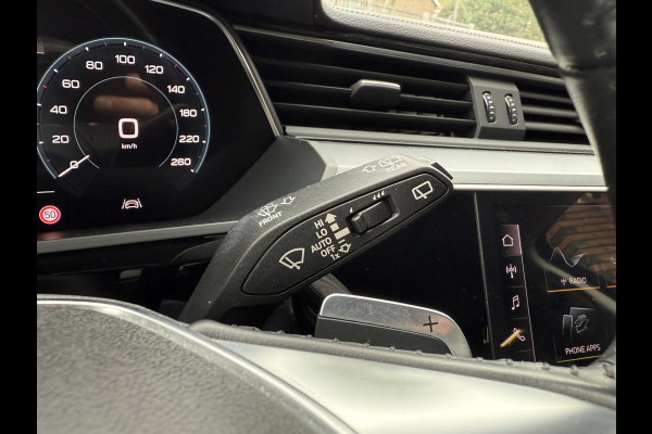 Audi e-tron e-tron 50 quattro Launch edition plus 71 kWh | Panoramadak | Apple Carplay