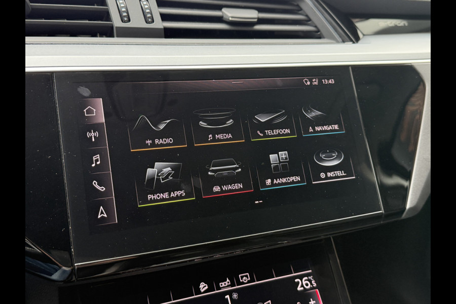 Audi e-tron e-tron 50 quattro Launch edition plus 71 kWh | Panoramadak | Apple Carplay
