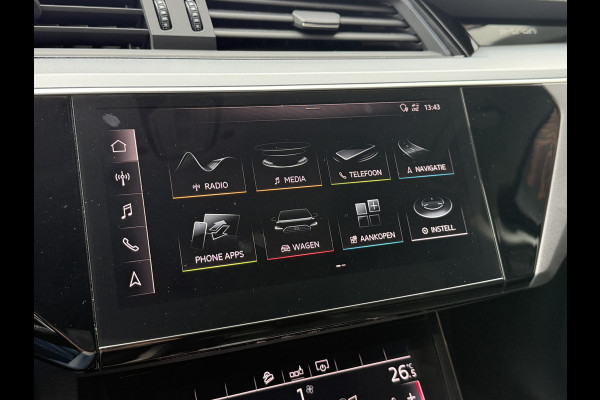Audi e-tron e-tron 50 quattro Launch edition plus 71 kWh | Panoramadak | Apple Carplay