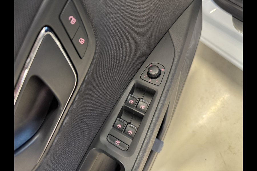 Seat Leon 1.4 EcoTSI FR 150pk Automaat | Sfeerverlichting | Carplay | Navi | Afn. trekhaak