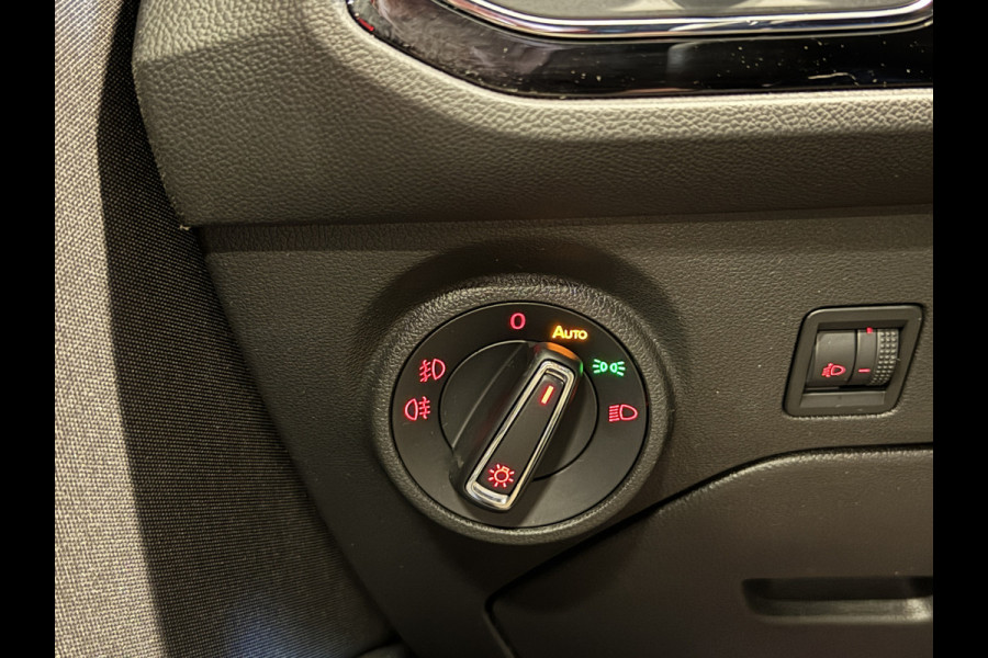Seat Leon 1.4 EcoTSI FR 150pk Automaat | Sfeerverlichting | Carplay | Navi | Afn. trekhaak