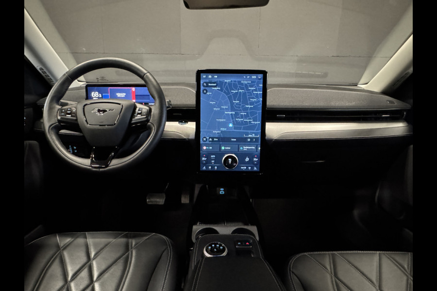 Ford Mustang Mach-E RWD 75 kWh | SOH 93,5% | Camera | Adaptive cruise | Carplay | Leder | Stoel/stuurverwarming