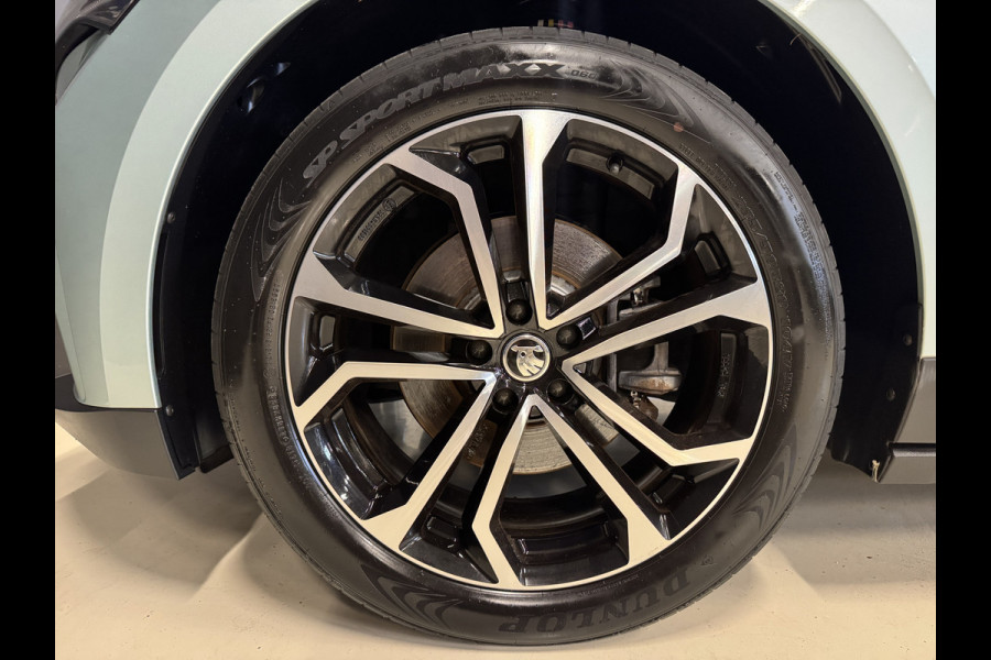 Škoda ENYAQ iV 60 | Pano | Leder | Memory | Sfeerverlichting | Camera | Stoel/stuurverwarming | Adaptive cruise | Carplay