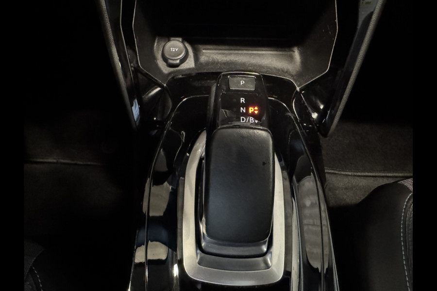 Peugeot e-2008 EV Allure 50 kWh 3-fase | Camera | Navi | Carplay | Full LED