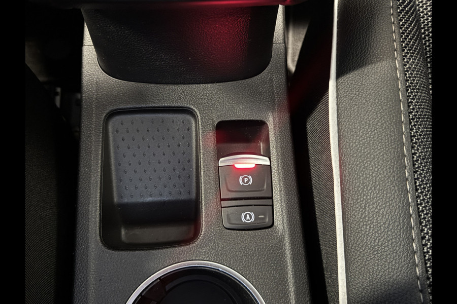 Renault Captur 1.3 TCe 140PK Intens Automaat | Navi | Full LED | Keyless | Carplay | Trekhaak
