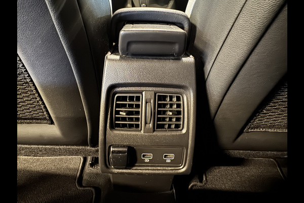 Renault Captur 1.3 TCe 140PK Intens Automaat | Navi | Full LED | Keyless | Carplay | Trekhaak