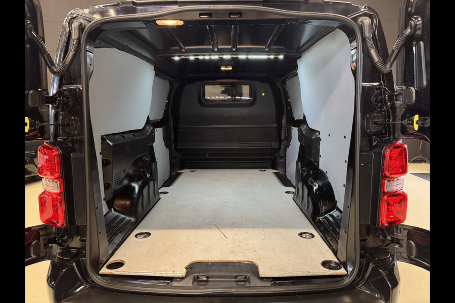 Toyota ProAce Worker 2.0 D-4D Professional Long 177pk Automaat | 2x elektr. schuifdeuren | Head-Up | Camera | Stoelverwarming | Dodehoek | 17'' LMV