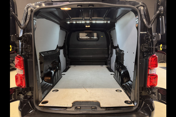 Toyota ProAce Worker 2.0 D-4D Professional Long 177pk Automaat | 2x elektr. schuifdeuren | Head-Up | Camera | Stoelverwarming | Dodehoek | 17'' LMV