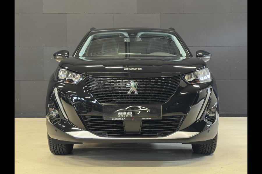 Peugeot e-2008 EV Allure 50 kWh | Panoramadak | Adaptive cruise | Keyless | Camera | Carplay | Navi