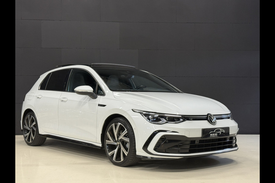 Volkswagen Golf 1.5 eTSI R-Line | Harman Kardon | Panoramadak | Head UP | IQ Light