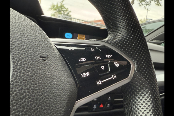 Volkswagen Golf 1.5 eTSI R-Line | Harman Kardon | Panoramadak | Head UP | IQ Light