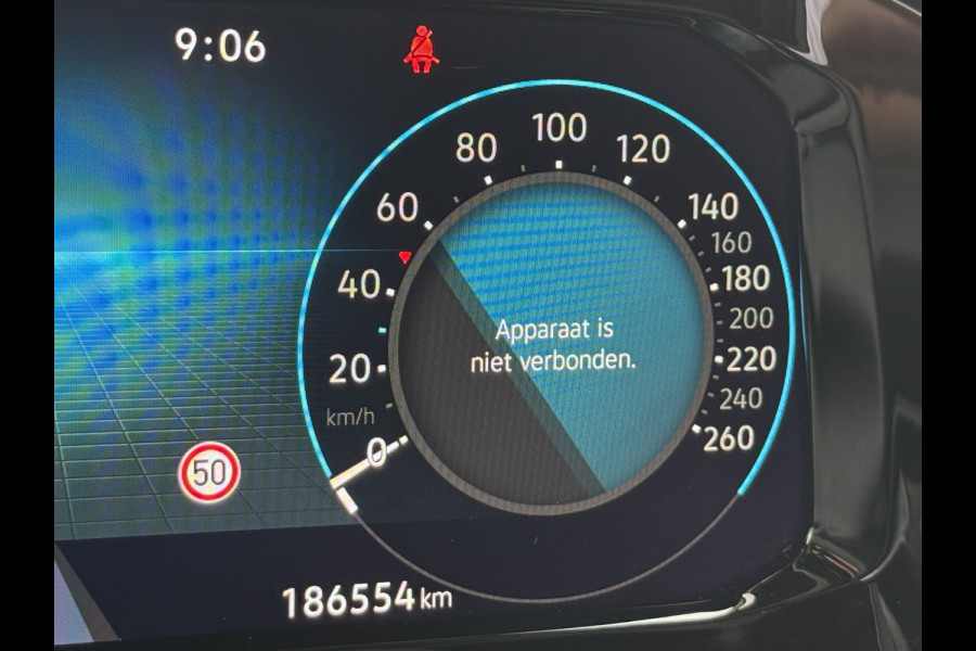 Volkswagen Golf 1.5 eTSI R-Line | Harman Kardon | Panoramadak | Head UP | IQ Light