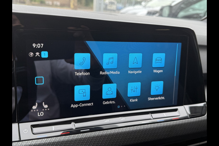 Volkswagen Golf 1.5 eTSI R-Line | Harman Kardon | Panoramadak | Head UP | IQ Light
