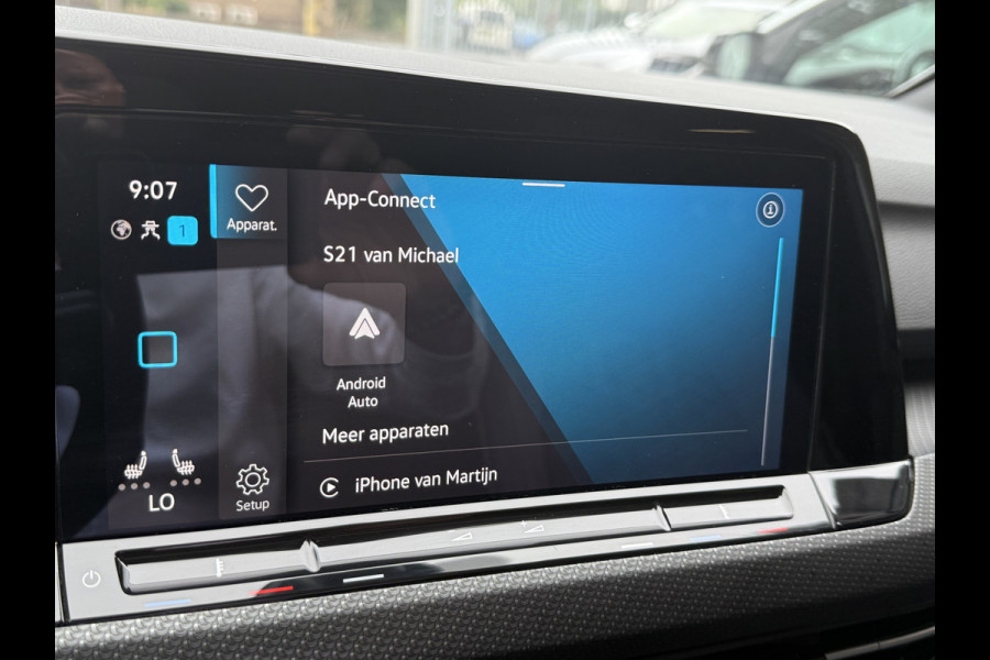 Volkswagen Golf 1.5 eTSI R-Line | Harman Kardon | Panoramadak | Head UP | IQ Light