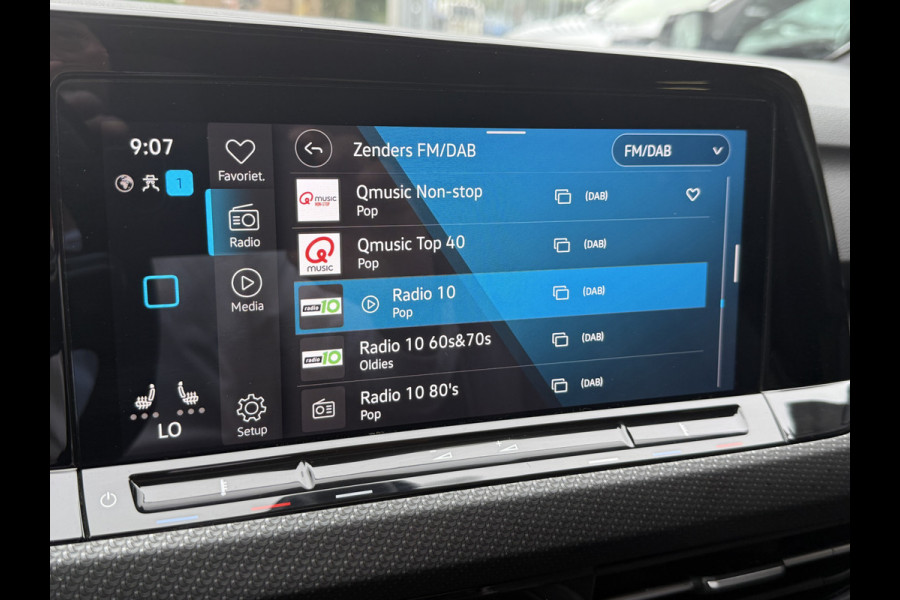 Volkswagen Golf 1.5 eTSI R-Line | Harman Kardon | Panoramadak | Head UP | IQ Light