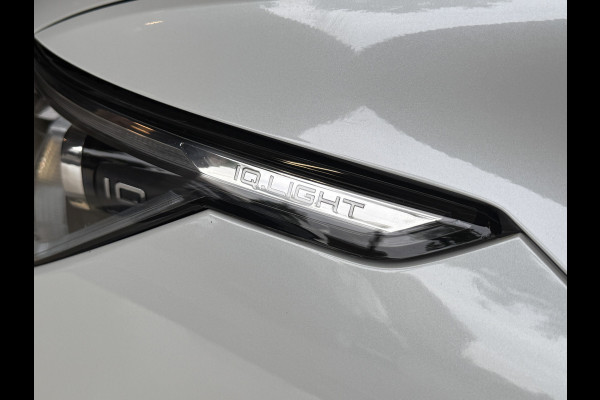 Volkswagen Golf 1.5 eTSI R-Line | Harman Kardon | Panoramadak | Head UP | IQ Light