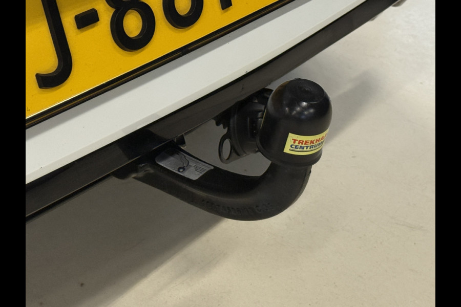 Volkswagen Golf 1.5 eTSI R-Line | Harman Kardon | Panoramadak | Head UP | IQ Light