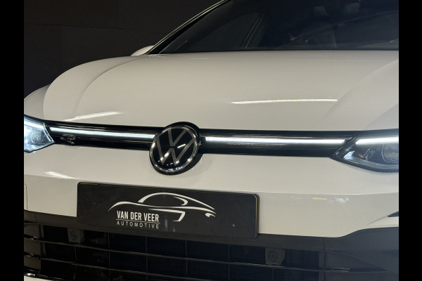 Volkswagen Golf 1.5 eTSI R-Line | Harman Kardon | Panoramadak | Head UP | IQ Light
