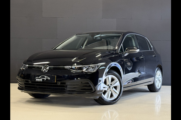 Volkswagen Golf 1.5 eTSI Life Business | Apple Carplay | Elek. stoelen | Draadloze tel. lader