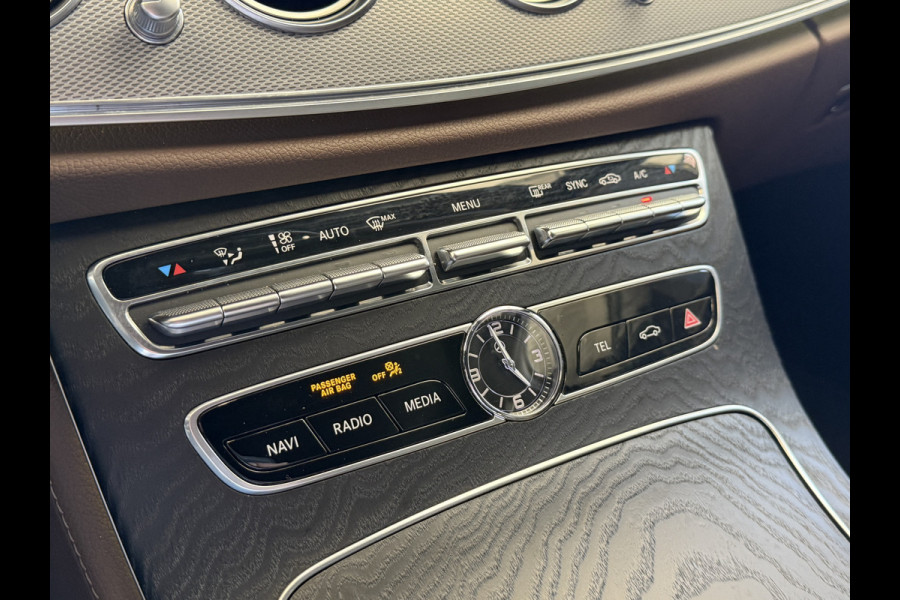 Mercedes-Benz E-Klasse Estate 200 AMG Business Solution Sport Automaat | Lederen sportstoelen | Elektr. trekhaak | Sfeerverlichting | Adaptive | Camera