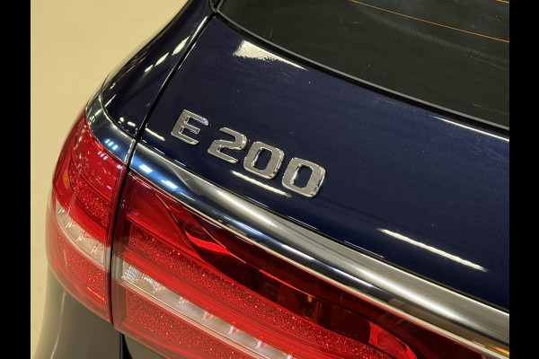Mercedes-Benz E-Klasse Estate 200 AMG Business Solution Sport Automaat | Lederen sportstoelen | Elektr. trekhaak | Sfeerverlichting | Adaptive | Camera
