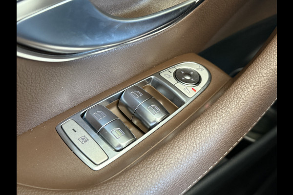 Mercedes-Benz E-Klasse Estate 200 AMG Business Solution Sport Automaat | Lederen sportstoelen | Elektr. trekhaak | Sfeerverlichting | Adaptive | Camera