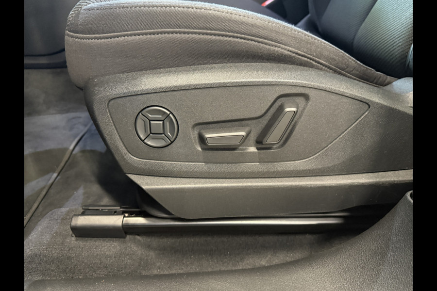 Audi e-tron Sportback 55 quattro Business edition 95 kWh | Navigatie | Memory stoelen | 20'' Inch