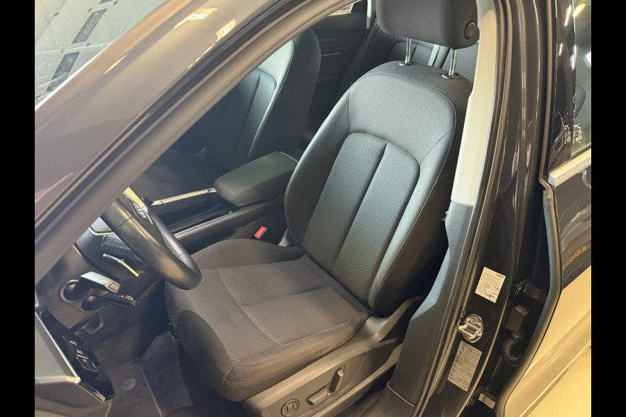 Audi e-tron Sportback 55 quattro Business edition 95 kWh | Navigatie | Memory stoelen | 20'' Inch