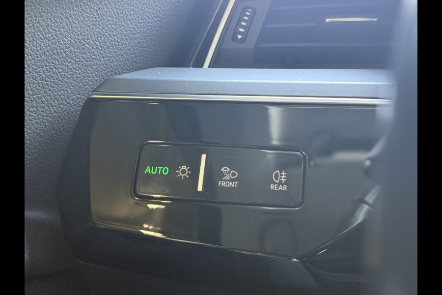 Audi e-tron Sportback 55 quattro Business edition 95 kWh | Navigatie | Memory stoelen | 20'' Inch