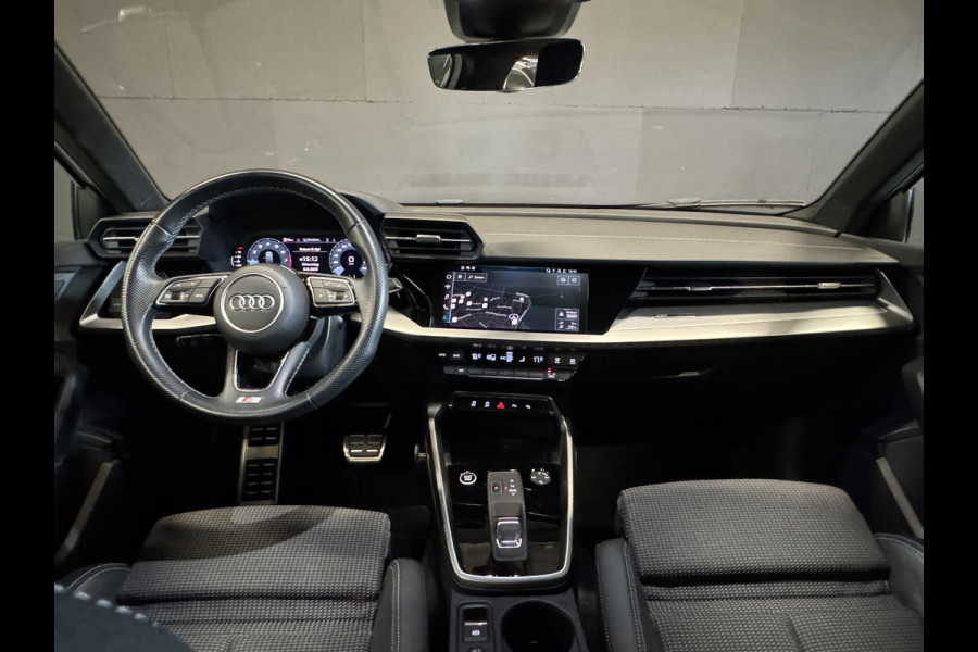 Audi A3 Sportback 30 TFSI S edition | 2x S-line | Automaat | Adaptive cruise | Carplay | Afn. trekhaak | Full LED | Navi