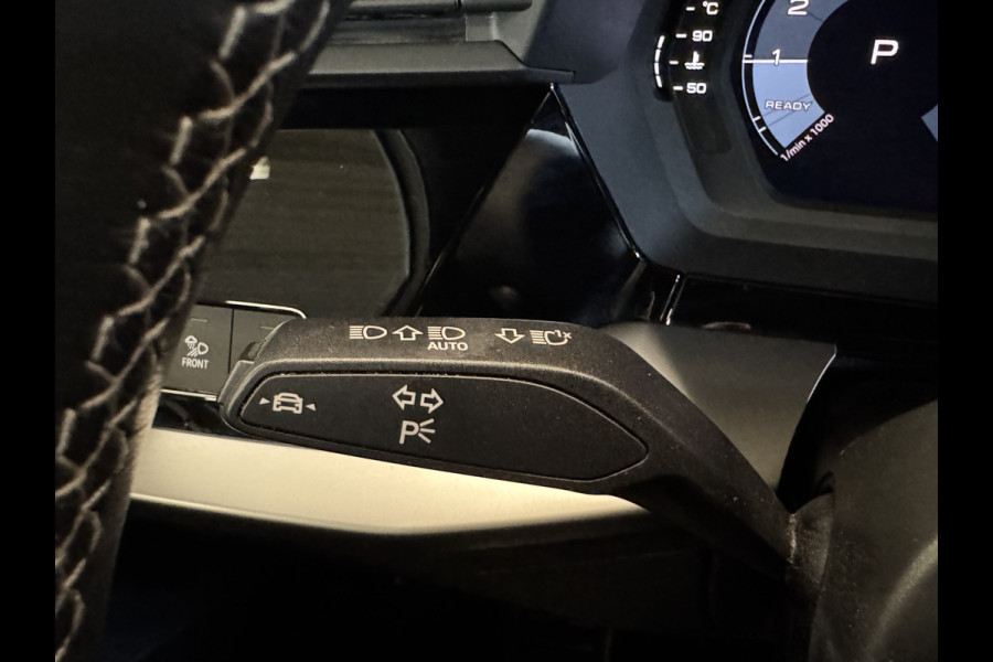 Audi A3 Sportback 30 TFSI S edition | 2x S-line | Automaat | Adaptive cruise | Carplay | Afn. trekhaak | Full LED | Navi