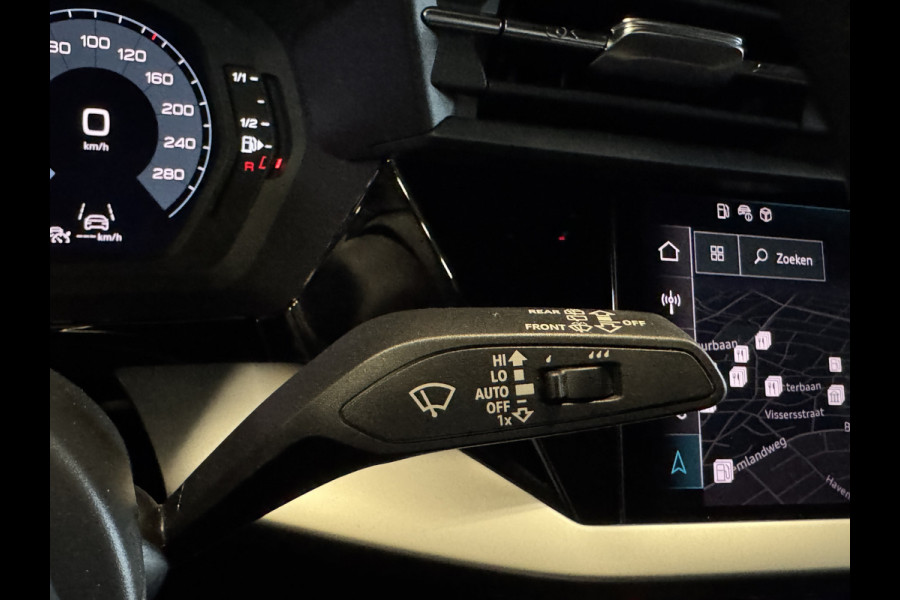 Audi A3 Sportback 30 TFSI S edition | 2x S-line | Automaat | Adaptive cruise | Carplay | Afn. trekhaak | Full LED | Navi