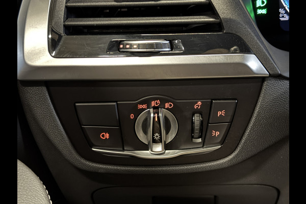 BMW iX3 High Executive 80 kWh | Pano | Driv. Ass. Prof. | Lederen sportstoelen | Harman/Kardon | 360 Camera | Head-Up