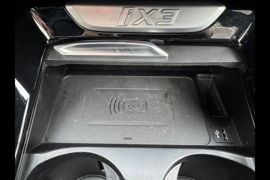 BMW iX3 High Executive 80 kWh | Pano | Driv. Ass. Prof. | Lederen sportstoelen | Harman/Kardon | 360 Camera | Head-Up