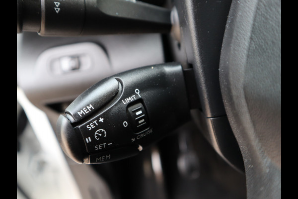 Toyota PROACE CITY 1.5 D 102pk Euro 6 - 3 Zits Bankje - Aico