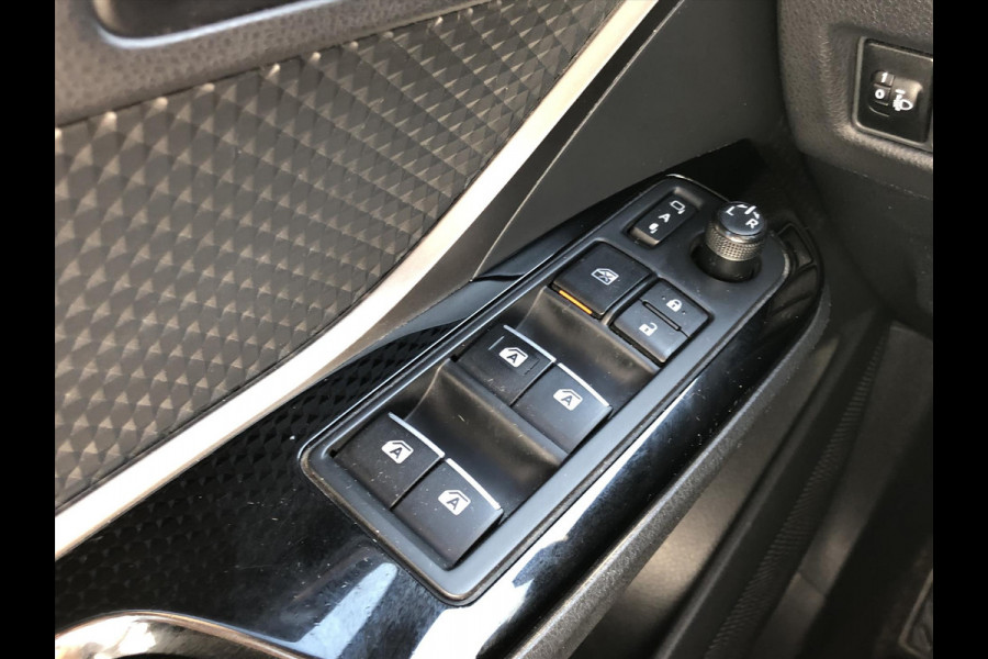 Toyota C-HR 1.8 Hybrid Style | JBL, Navigatie, Dodehoekherkenning, Parkeersensoren, Stoelverwarming , Keyless, 18 inch