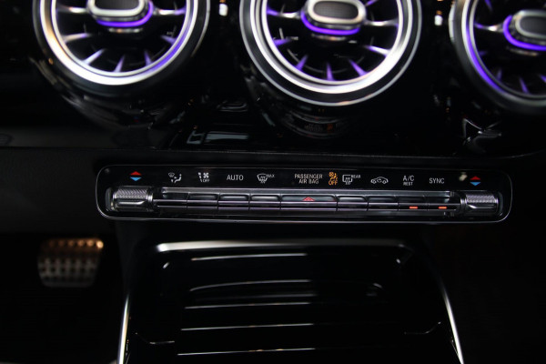 Mercedes-Benz A-Klasse A35 AMG Edition 1 (LIMITED EDITION) PANO-MEMORY