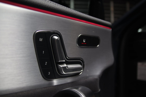 Mercedes-Benz A-Klasse A35 AMG Edition 1 (LIMITED EDITION) PANO-MEMORY