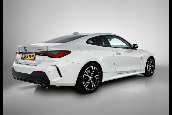 BMW 4 Serie Coupé 430i High Executive M-SPORT CAMERA AD-CRUISE LEER-ALCANTARA