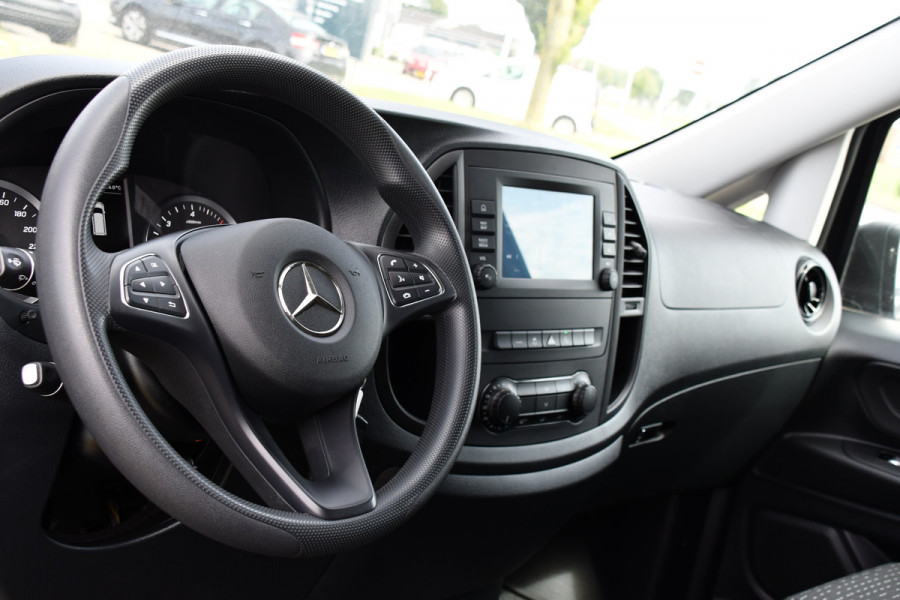 Mercedes-Benz Vito 119 CDI L3 PB Edition Camera, Cruise, Carplay, 190PK, Automaat, LED, 2 x Schuifdeur, NAVI, Trekhaak, Uniek!
