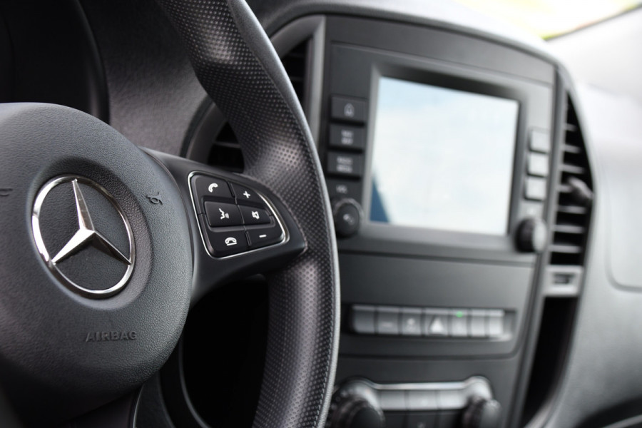Mercedes-Benz Vito 119 CDI L3 PB Edition Camera, Cruise, Carplay, 190PK, Automaat, LED, 2 x Schuifdeur, NAVI, Trekhaak, Uniek!