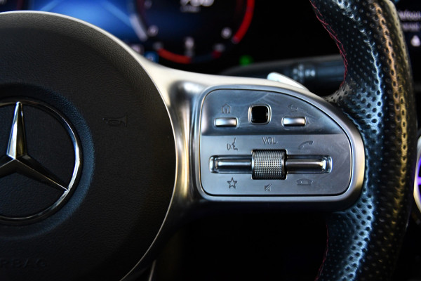 Mercedes-Benz A-Klasse 250 Premium Plus, Burmester, Schuifkantel, Sfeerverlichting